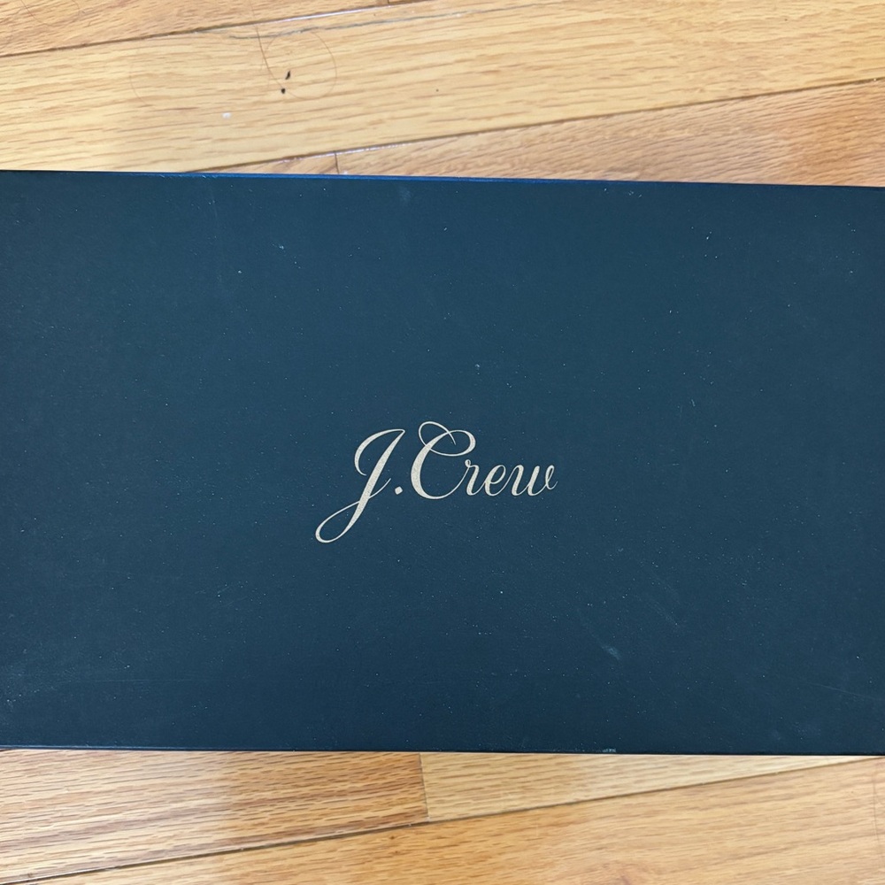 New in box J. Crew Black Kid Suede Classic stacked Heel Pumps (6) - Picture 5 of 10